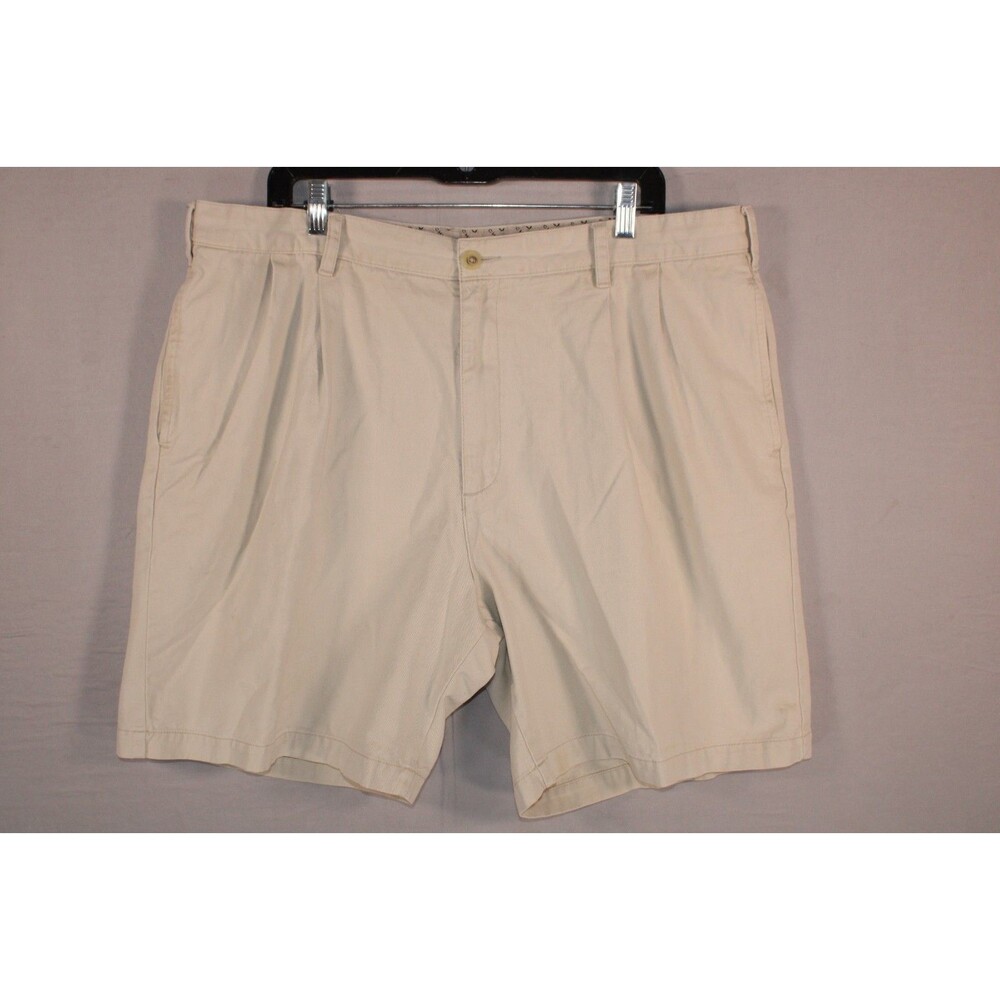 IZOD Chino Shorts Men’s 40 Beige Khaki 100% Cotton Pleated Classic Fit